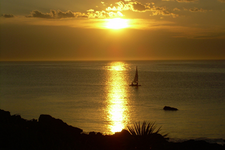 Using a sailboat as a bug out vehicle