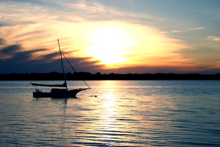 capturing solar power on a boat capturing solar power on a boar